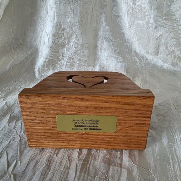 Handcrafted Solid Oak Wood Carved Heart  Napkin Letter Holder New - Picture 7 of 8